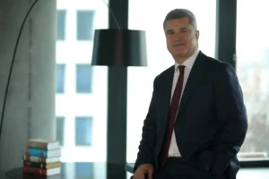 EY Türkiye Ülke Başkanı Metin Canoğulları
