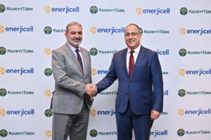 Kuveyt Türk GMY Abdurrahman Delipoyraz ve Enerjicell Genel Müdürü Erkin Kılınç