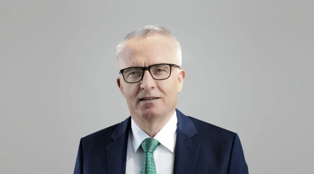 Aksa Enerji Yönetim Kurulu Başkan Yardımcısı Naci Ağbal