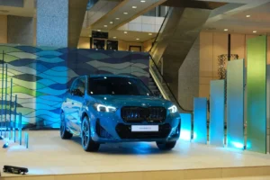 Yeni BMW iX1