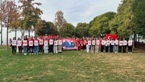 DenizTemiz TURMEPA deniz temizliği Cumhuriyetin 100. yılı gönüllü etkinlik Caddebostan sahil atık toplama