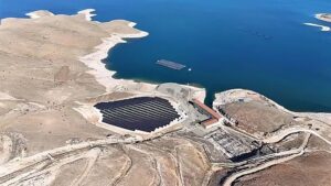 Keban Barajı Yüzer GES Türkiye'nin İlk Yüzer Güneş Enerjisi Santrali Yenilenebilir Enerji Keban Barajı