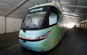 İstanbul elektrikli metrobüs testi Ekrem İmamoğlu çevreci ulaşım 420 kişilik elektrikli metrobüs özellikleri