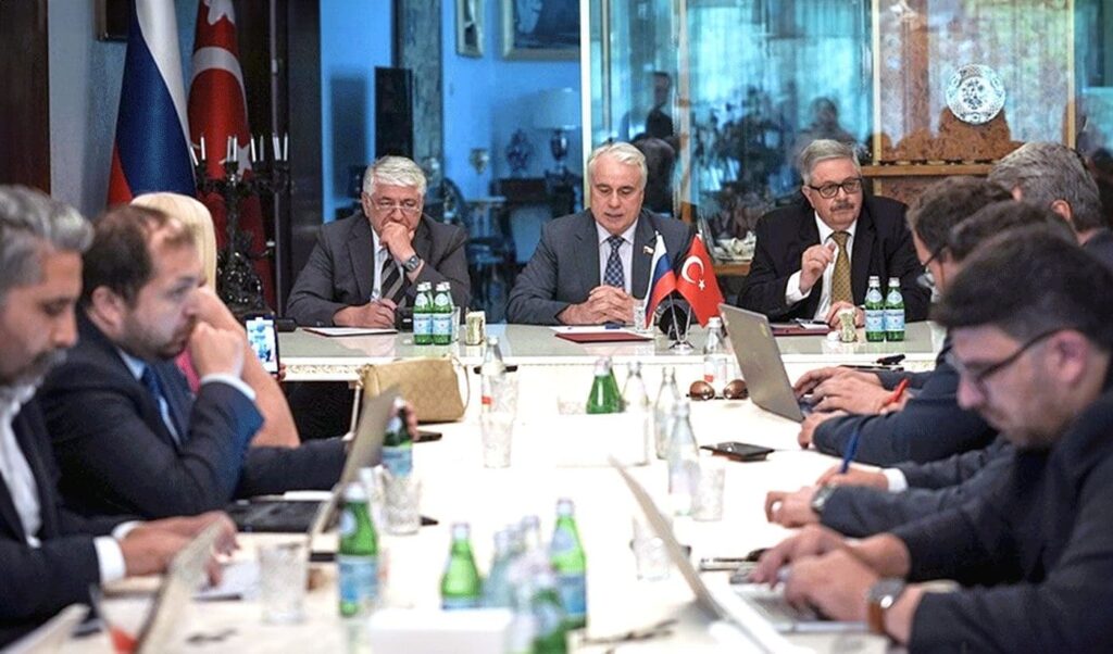 Akkuyu Nükleer Güç Santrali'nde gecikme riskleri Türkiye-Rusya enerji iş birliği Akkuyu NGS'nin 2025 planı ve çözüm arayışları