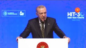 HIT-30 Yüksek Teknoloji Yatırım Programı Türkiye elektrikli araç yatırımları Yenilenebilir enerji teşvikleri Türkiye