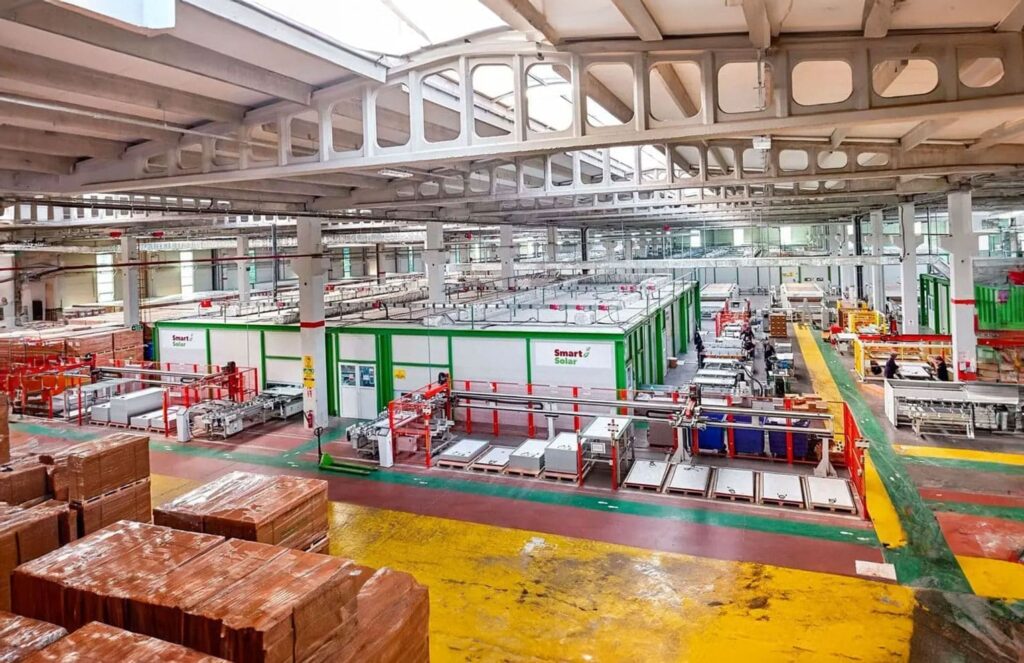 Smart Enerji Aliağa Güneş Hücresi Üretim Tesisi SMRTG Yerli Güneş Paneli Üretimi SMRTG 800 MW Güneş Enerjisi Kapasitesi