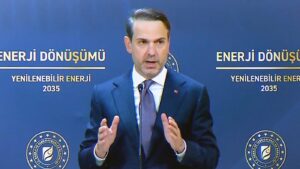 Enerji Bakanı 2030 yenilenebilir enerji yol haritası Türkiye enerji depolama ve altyapı yatırımları 2030 rüzgar güneş projeleri 2035 Türkiye enerji Bakanı