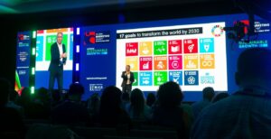 Peter Fisk Yenilmez Sunumu Sürdürülebilir Büyüme Global Marketing Summit 2024 İstanbul Markalar İçin Değişime Uyum Stratejileri