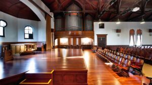 Boğaziçi Üniversitesi barok org restorasyonu Albert Long Hall tarihi org konseri Jacob Benda barok müzik performansı