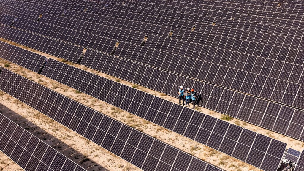 Kalyon Enerji Karapınar GES yatırımı 520 MWp güneş santrali Konya Yenilenebilir enerji Türkiye güneş YEKA yarışmaları