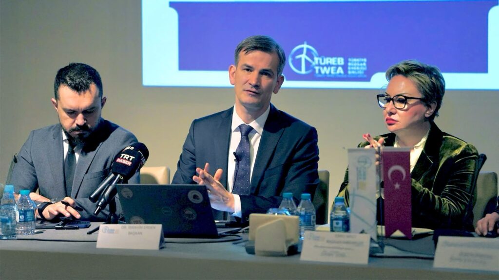 TÜREB İstanbul basın toplantısı 2025 hedefleri YEKA projeleri erken duyuru rüzgar yatırımları Türkiye rüzgar enerjisi WindEurope ev sahipliği