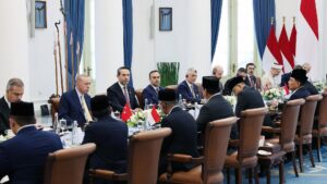 Türkiye Endonezya yenilenebilir enerji iş birliği Jeotermal ve güneş enerjisi yatırımları Türkiye Endonezya yeşil enerji projeleri