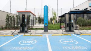 WAT Mobilite şarj noktası Ataşehir Golf Kulübü şarj istasyonu elektrikli araç hızlı şarj çözümleri